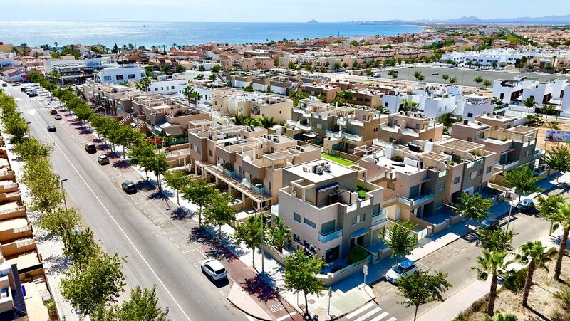 Villa for sale in Torre de la Horadada, Alicante