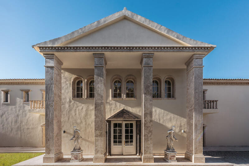 7 bedroom Villa for sale