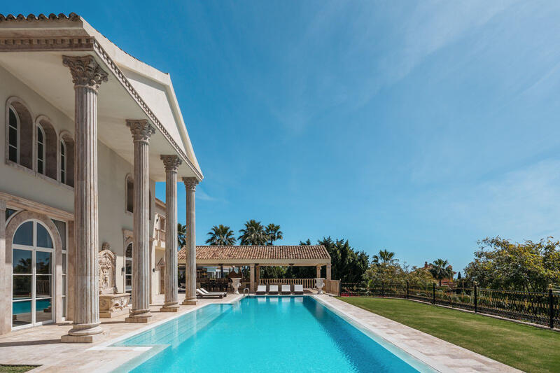 7 bedroom Villa for sale