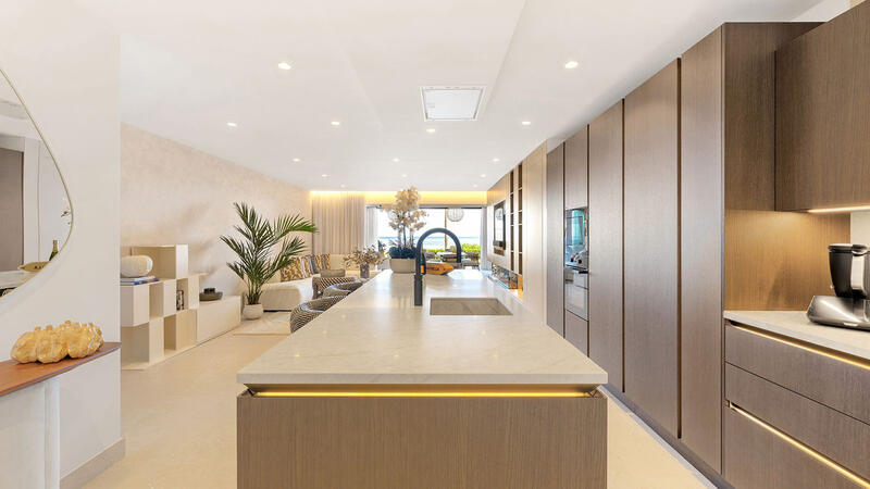 4 bedroom Apartment for sale