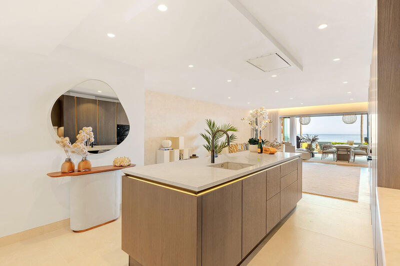 4 bedroom Apartment for sale
