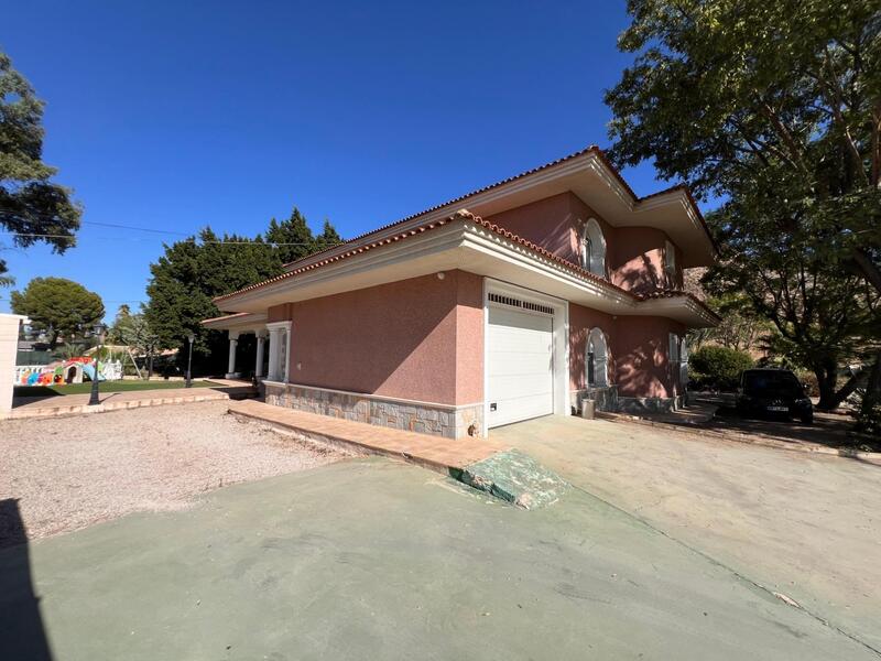 7 slaapkamer Villa Te koop