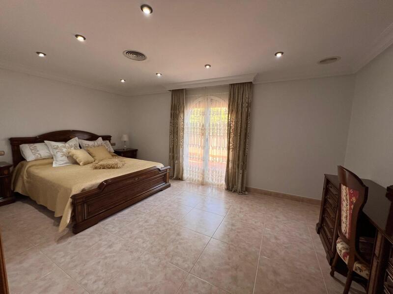 7 slaapkamer Villa Te koop