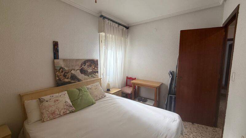 3 bedroom Apartment for sale