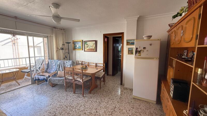 3 bedroom Apartment for sale