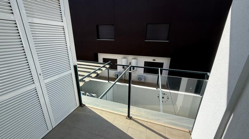 2 slaapkamer Appartement Te koop
