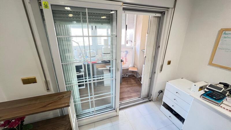 2 slaapkamer Appartement Te koop