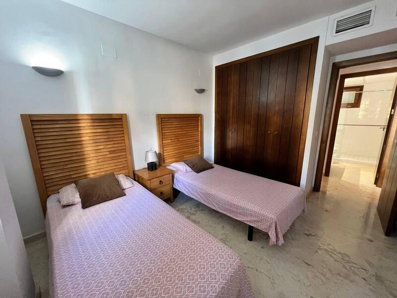 2 slaapkamer Appartement Te koop