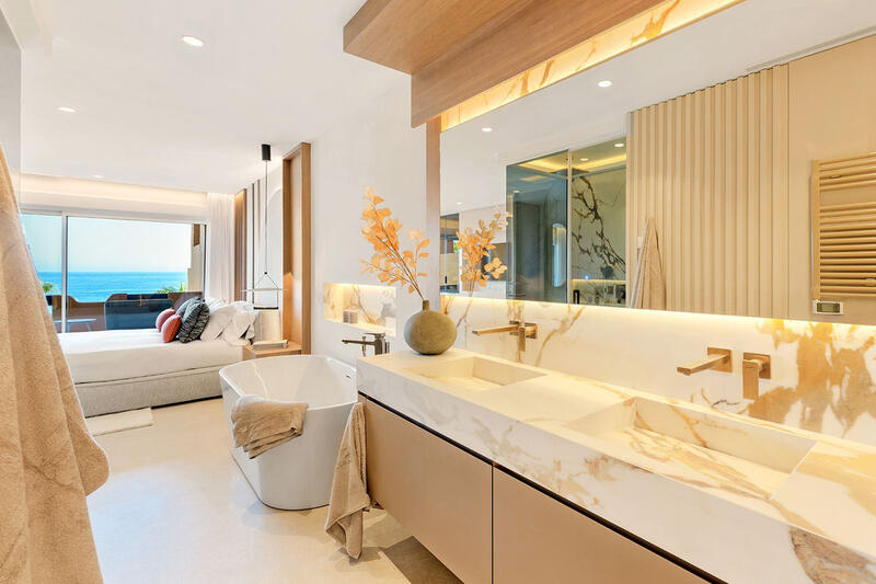4 bedroom Apartment for sale