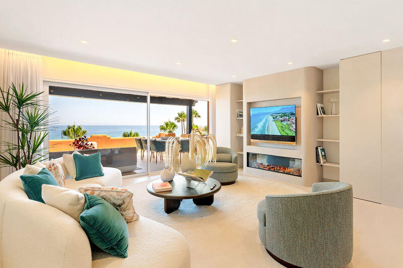 4 bedroom Apartment for sale
