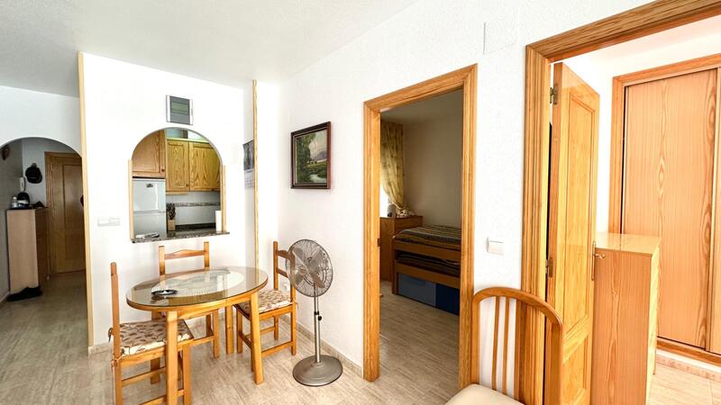 2 slaapkamer Appartement Te koop
