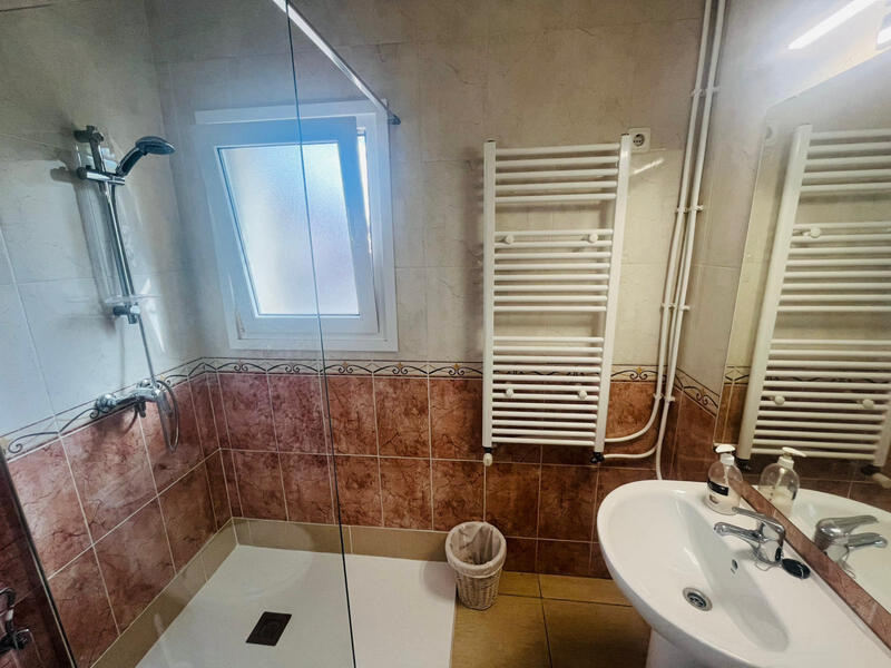 6 sovrum Villa till salu