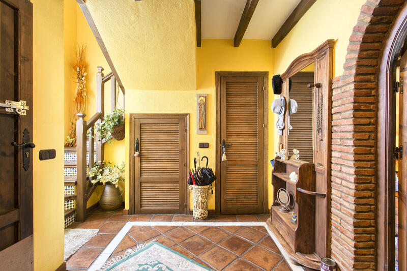 3 bedroom Townhouse for sale