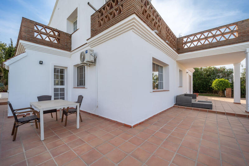 4 bedroom Villa for sale