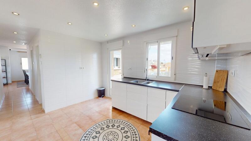 3 slaapkamer Appartement Te koop