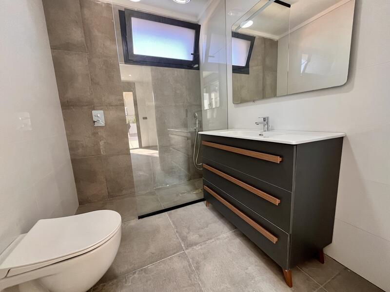 4 Schlafzimmer Villa zu verkaufen