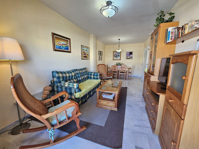 Apartamento en venta en San Luis de Sabinillas, Málaga
