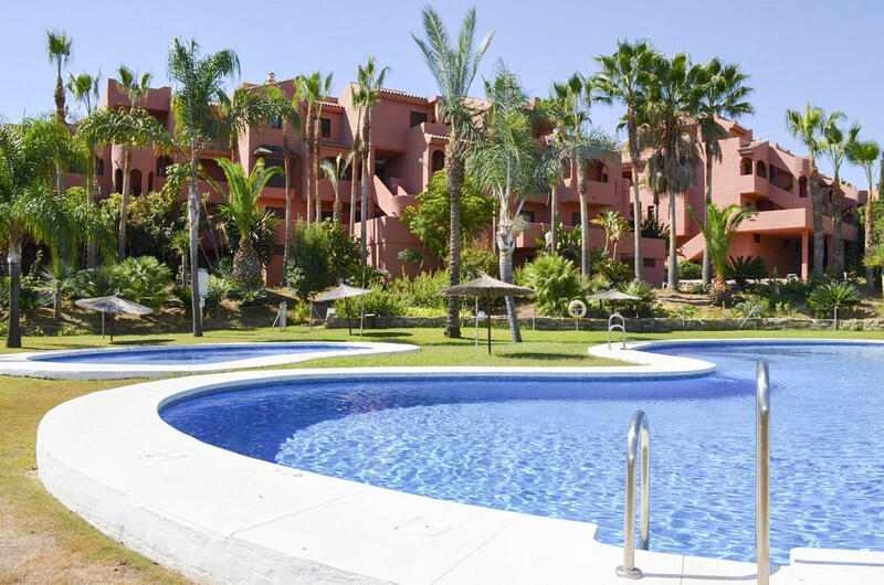 Apartamento en venta en Casares Playa, Málaga