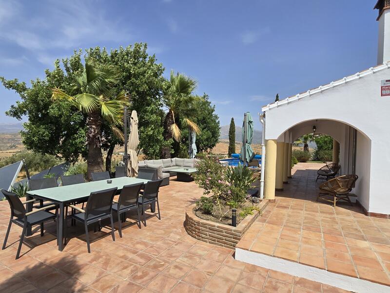 4 Schlafzimmer Villa zu verkaufen