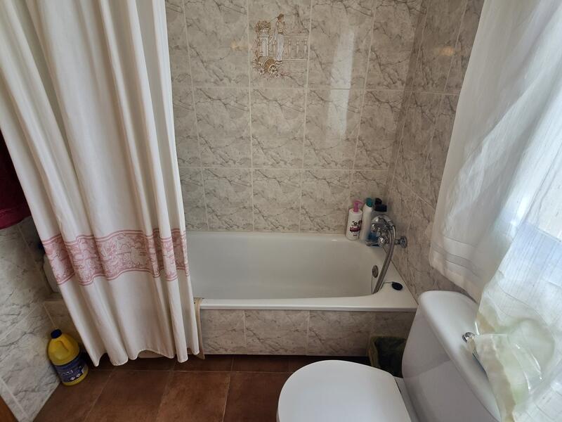 4 bedroom Townhouse for sale