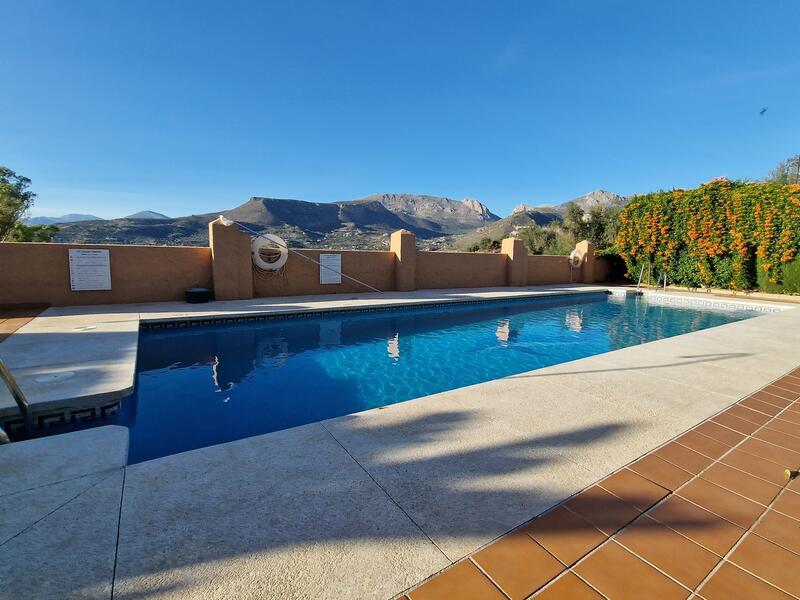 3 bedroom Townhouse for sale
