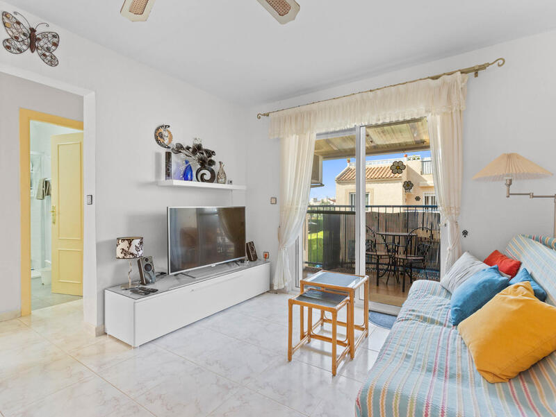 вилла продается в Torrevieja, Alicante
