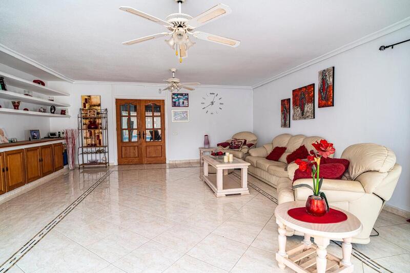 4 bedroom Villa for sale