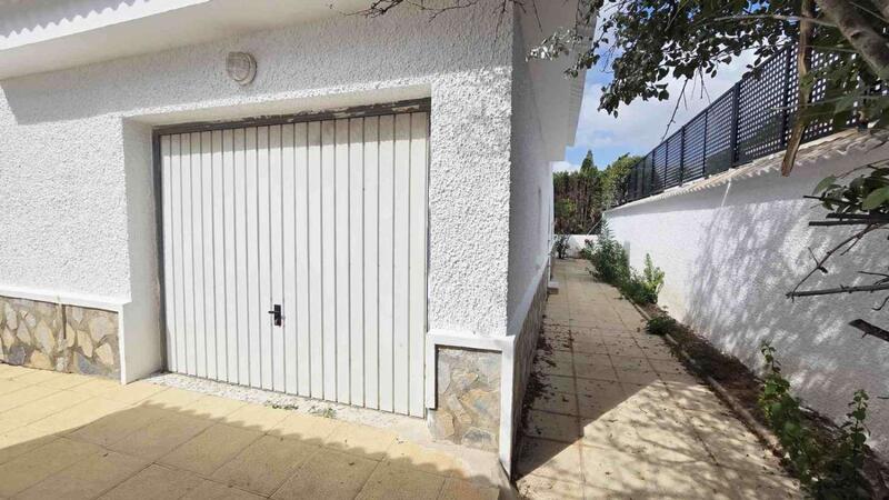 4 slaapkamer Villa Te koop
