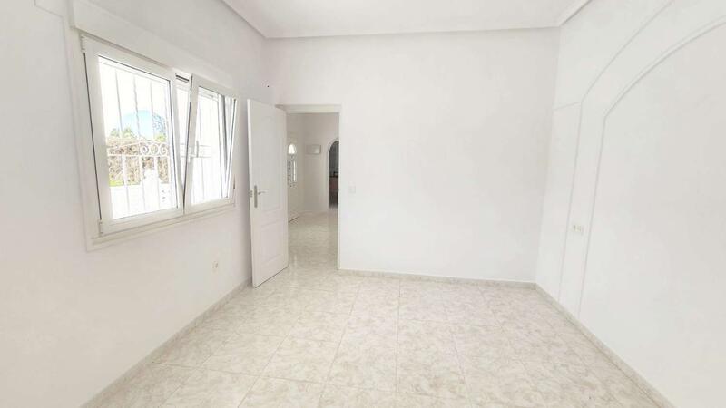 4 slaapkamer Villa Te koop