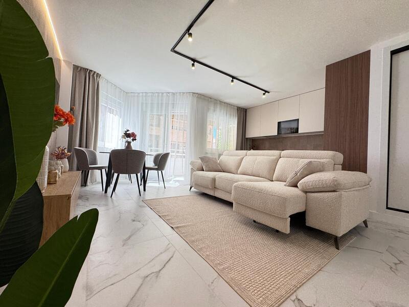 3 bedroom Apartment for sale