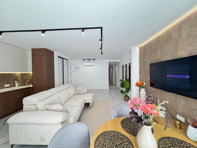 3 bedroom Apartment for sale