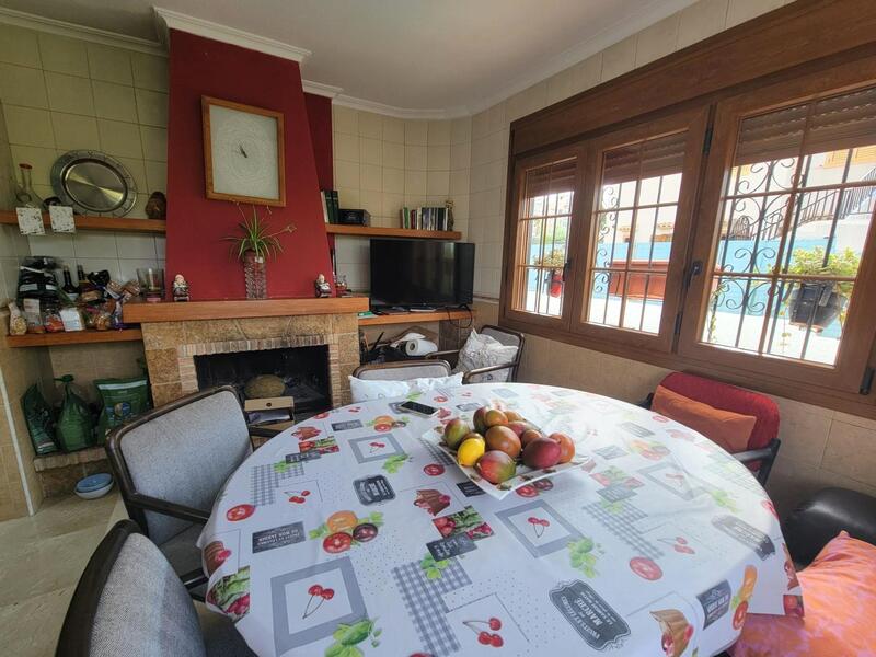 4 Schlafzimmer Villa zu verkaufen