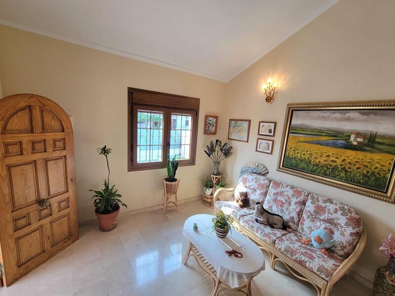 4 Schlafzimmer Villa zu verkaufen