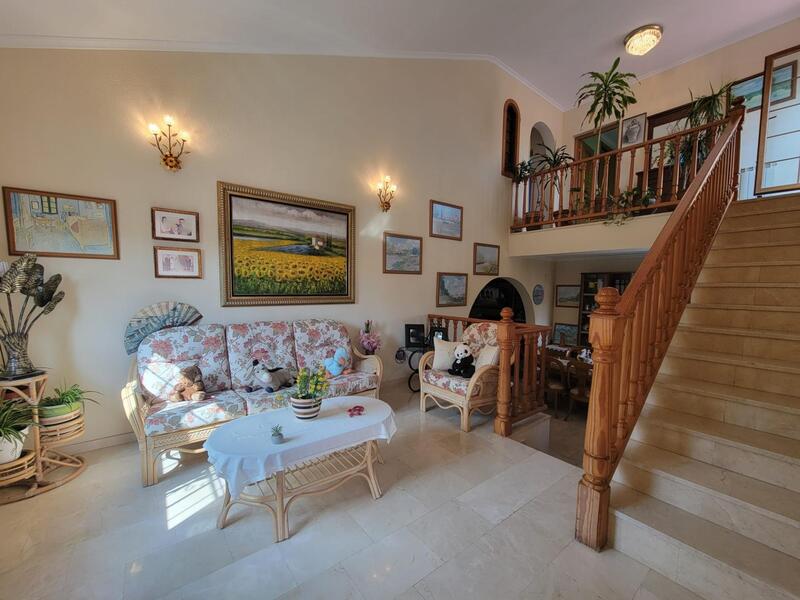 4 Schlafzimmer Villa zu verkaufen