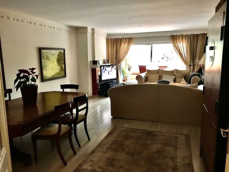 3 bedroom Apartment for sale