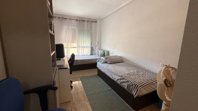 3 bedroom Apartment for sale