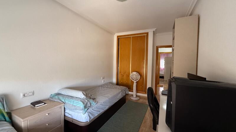 3 bedroom Apartment for sale
