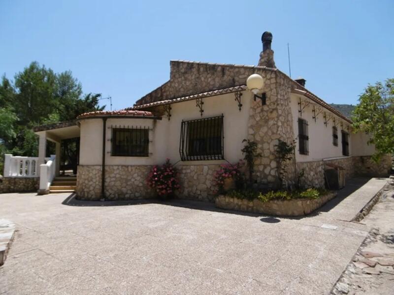 5 bedroom Villa for sale