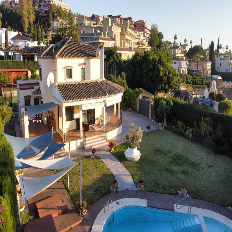 6 bedroom Villa for sale