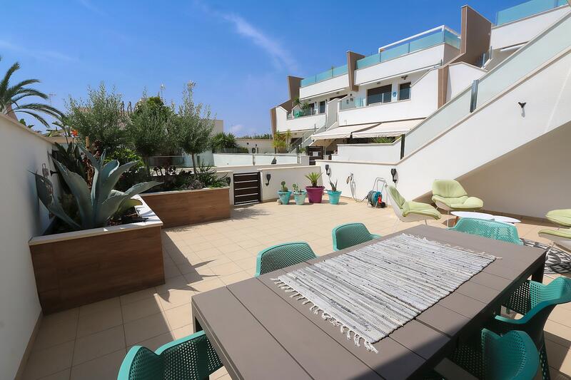 3 bedroom Apartment for sale