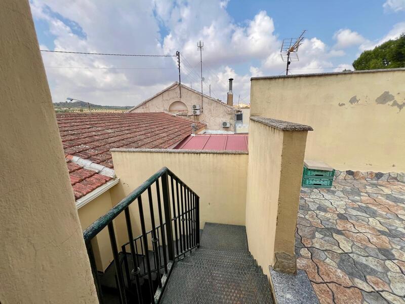 3 bedroom Townhouse for sale