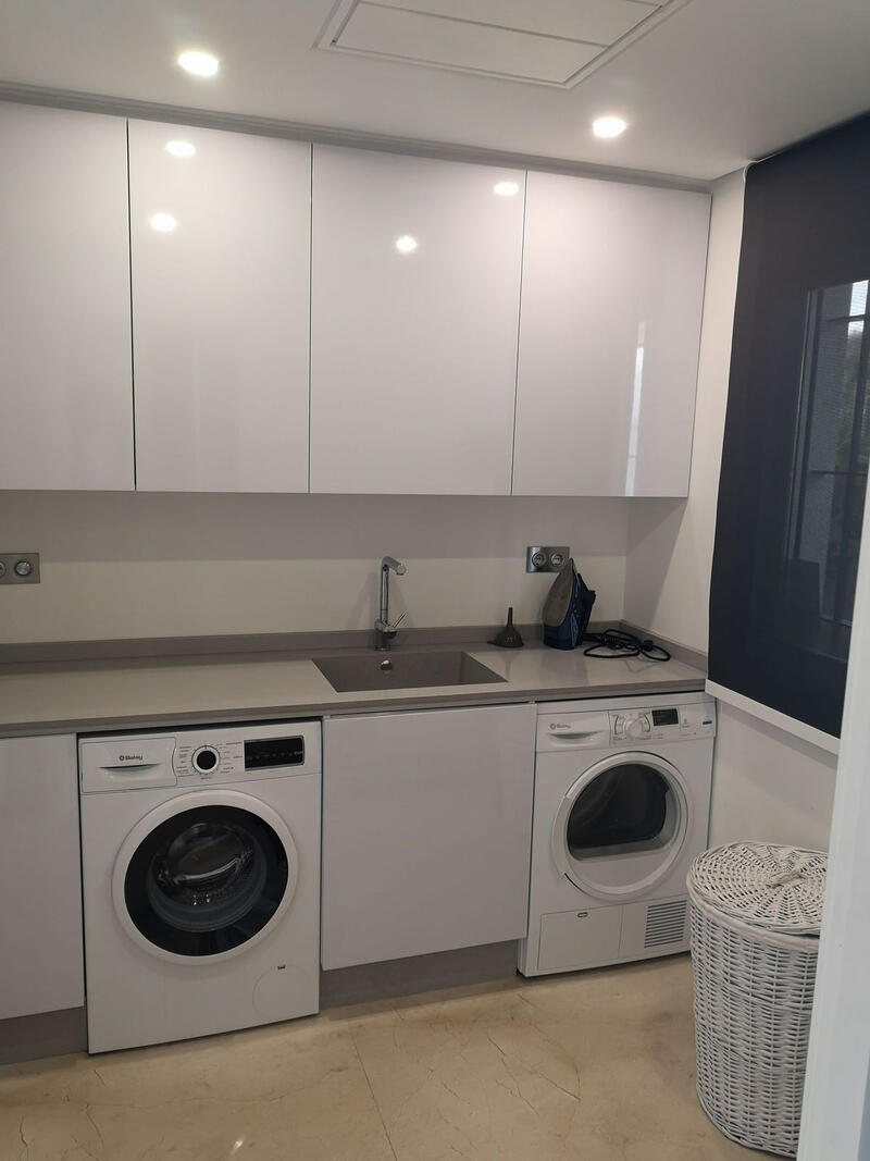 4 Cuarto Adosado en venta