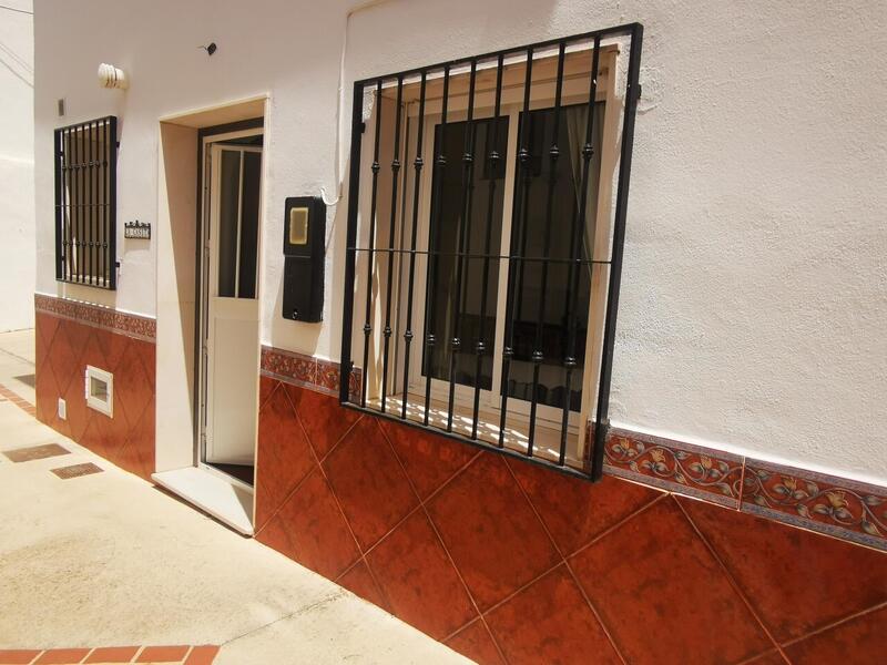 1 bedroom Townhouse for sale