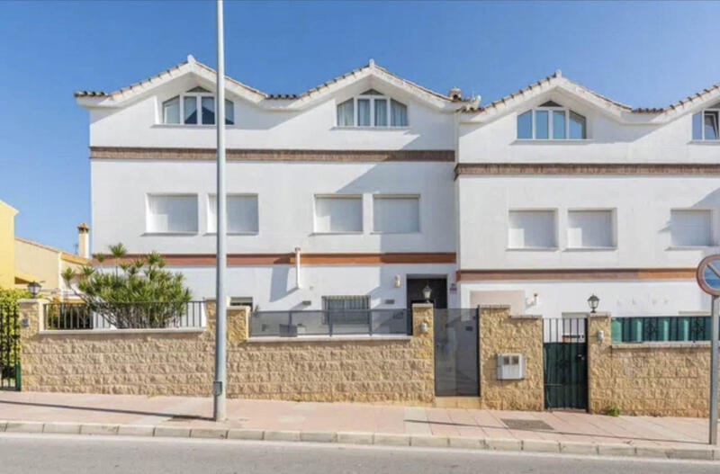 4 chambre Maison de Ville à vendre