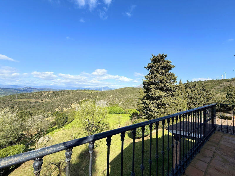 8 bedroom Country House for sale