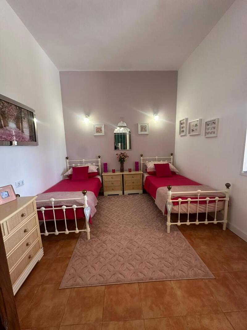 3 bedroom Country House for sale