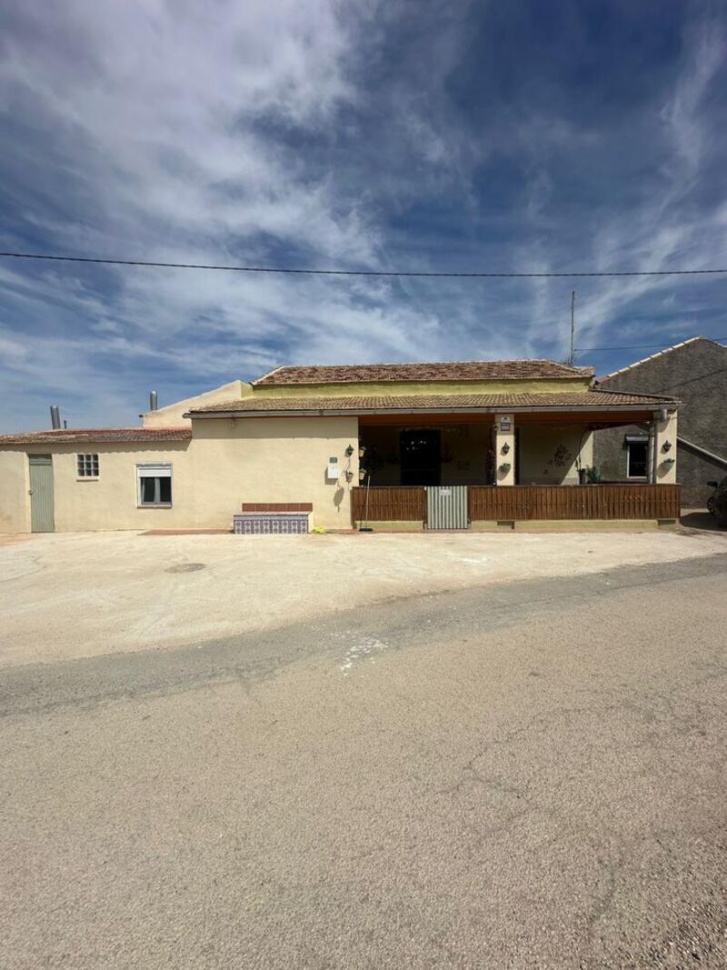 3 bedroom Country House for sale