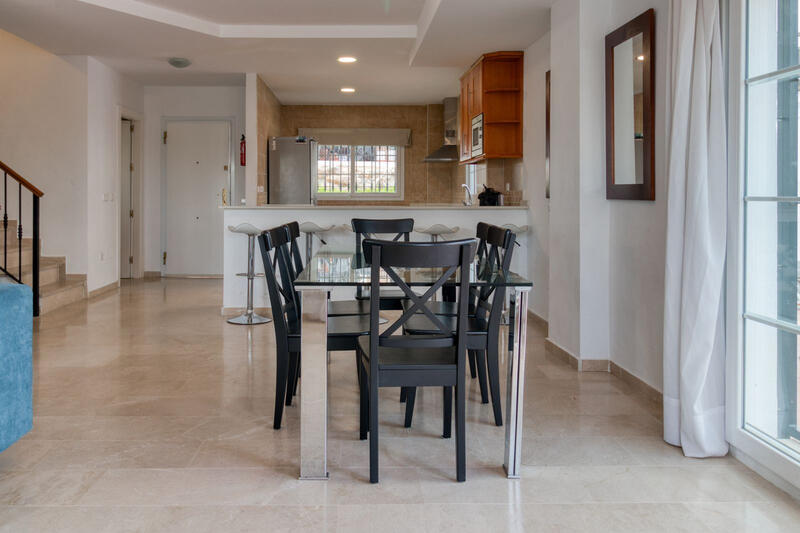 4 bedroom Townhouse for sale