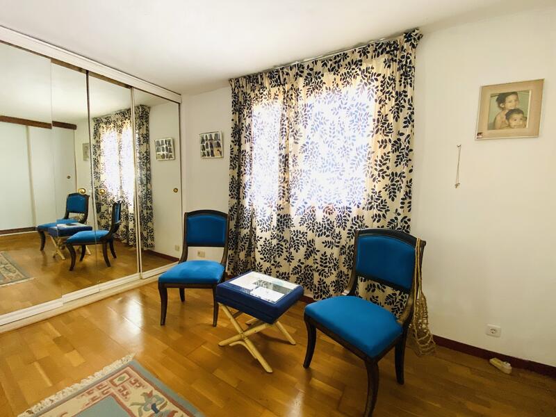 7 bedroom Villa for sale