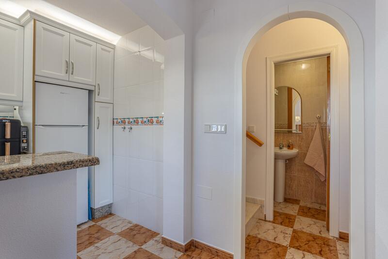 2 bedroom Townhouse for sale